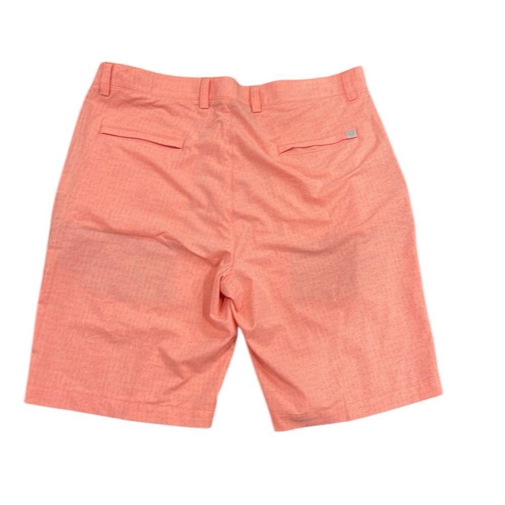 Peter Millar coral color 10” shorts size 35 - Picture 2 of 7